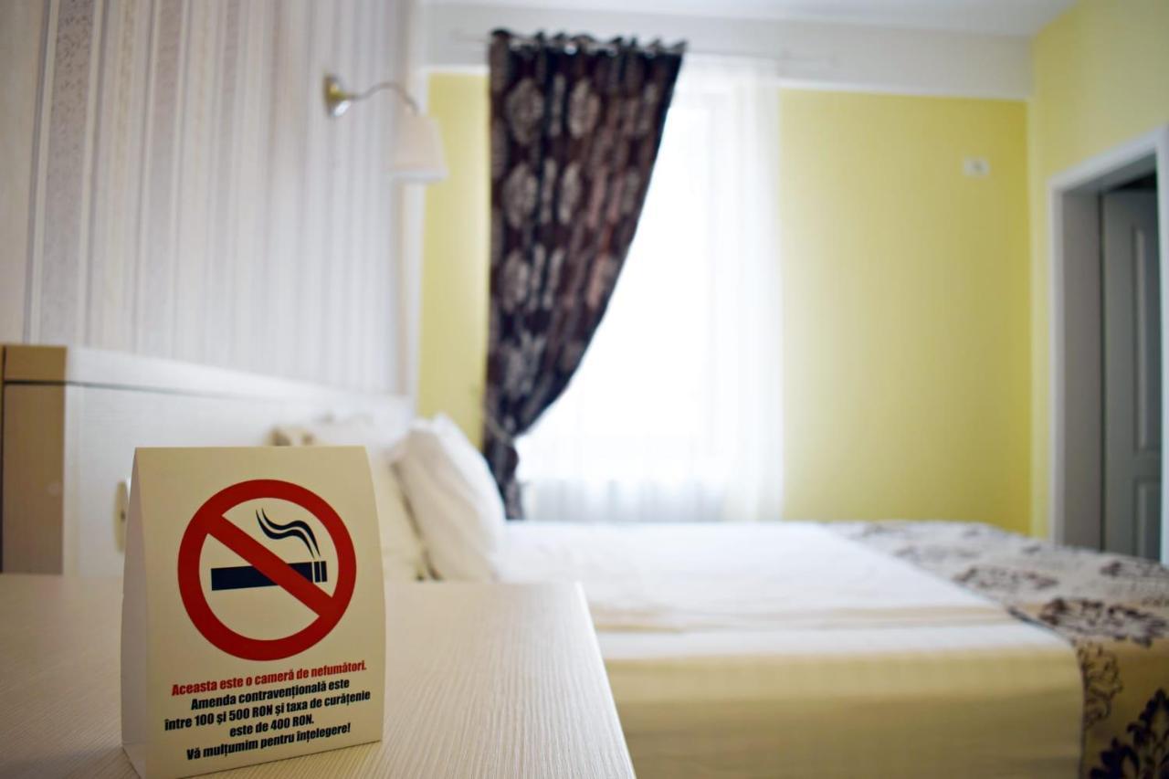 Hotel French Boutique Braszów Zewnętrze zdjęcie